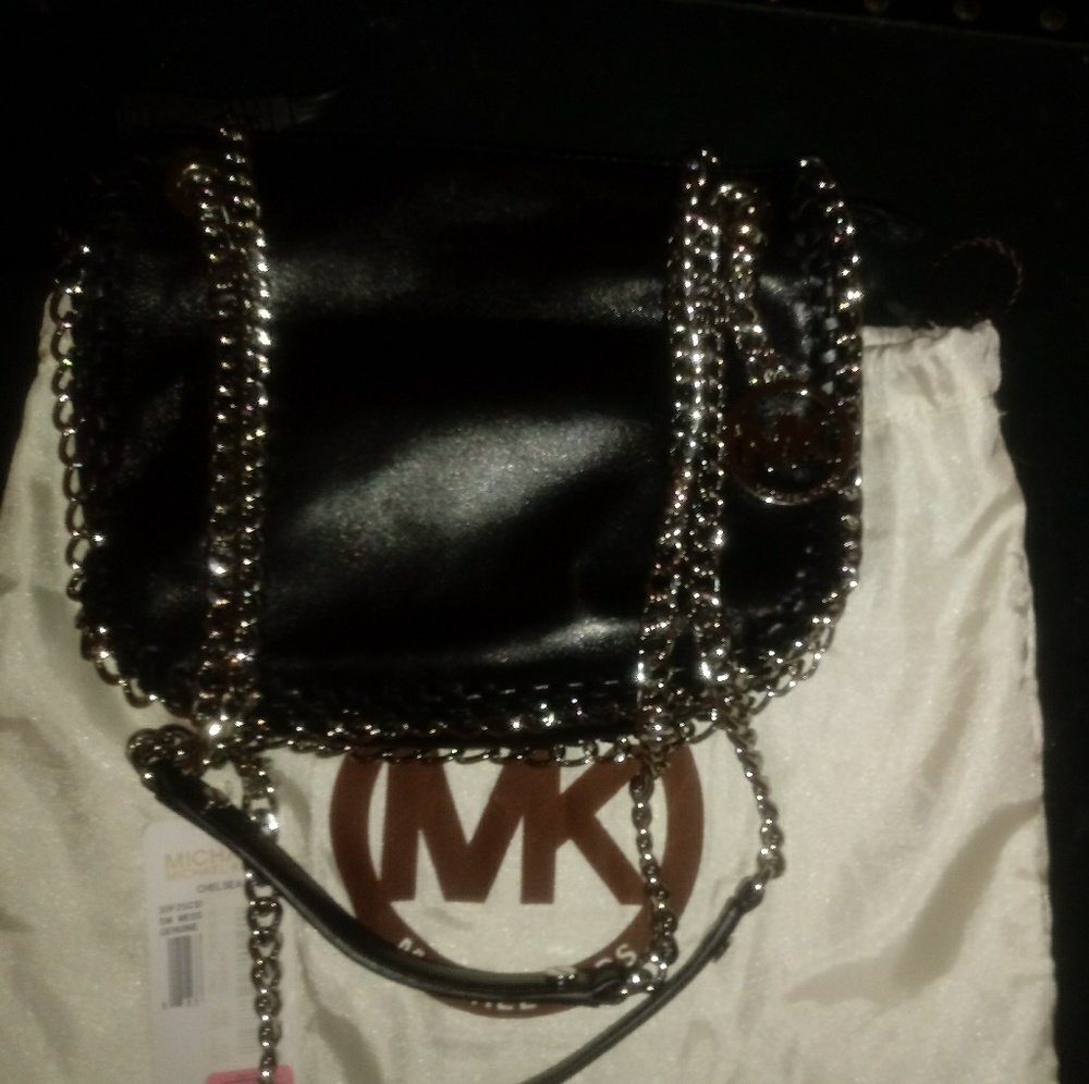 Michael Kors Black Chelsea leather bag